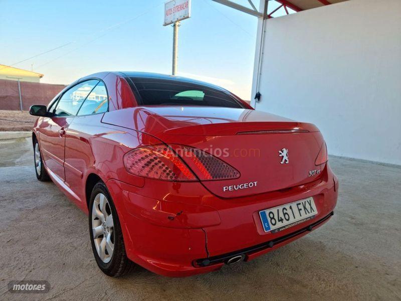 Peugeot 307 CC 2.0 HDi 136 de 2007 con 324.367 Km por 3.799 EUR. en Badajoz
