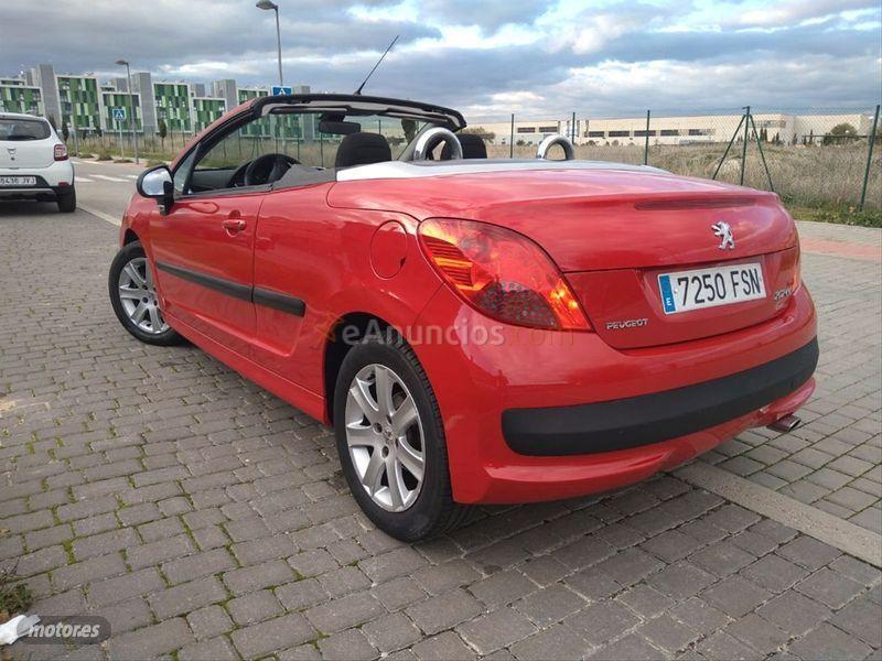 Peugeot 207 CC 1.6 VTi 16v 120 de 2007 con 198.000 Km por 3.490 EUR. en Madrid
