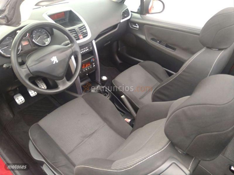 Peugeot 207 CC 1.6 VTi 16v 120 de 2007 con 198.000 Km por 3.490 EUR. en Madrid