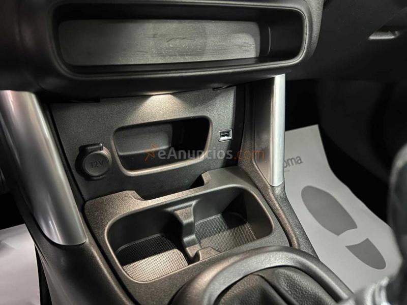 Citron C3 Aircross Puretech.  