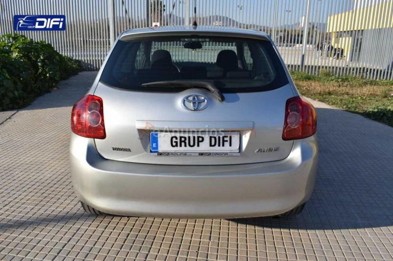 Toyota Auris 2.0 D4D Luna 