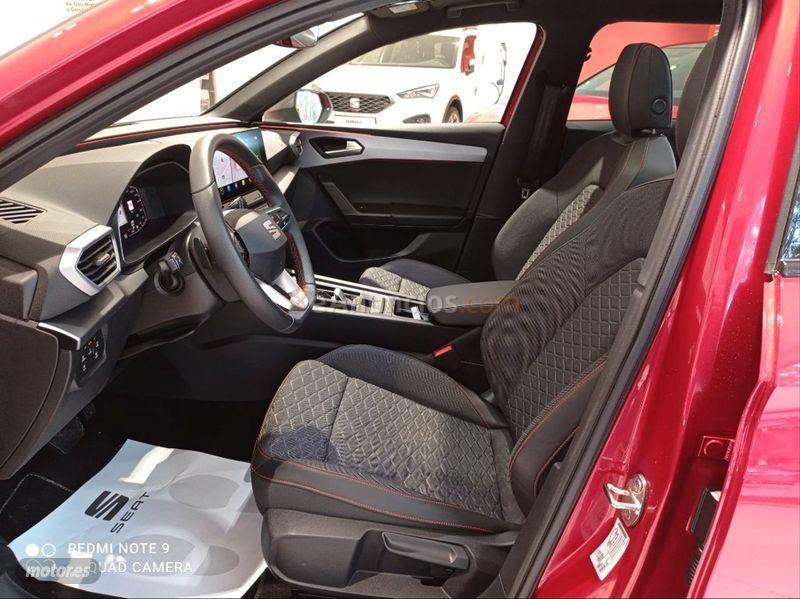 Seat Leon SP 1.4 eHybrid DSG SS FR Go XL de 2021 con 10.000 Km por 33.800 EUR. en Barcelona