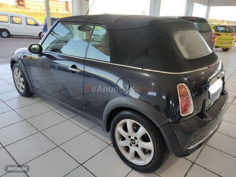 Mini Cooper Cooper Cabrio de 2007 con 140.000 Km por 7.000 EUR. en Badajoz