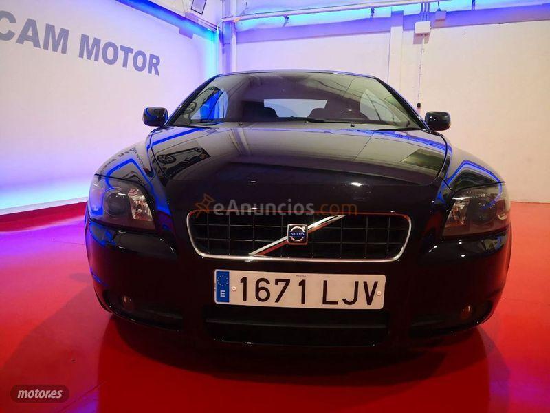 Volvo C 70 D5 Momentum de 2007 con 174.490 Km por 7.490 EUR. en Madrid