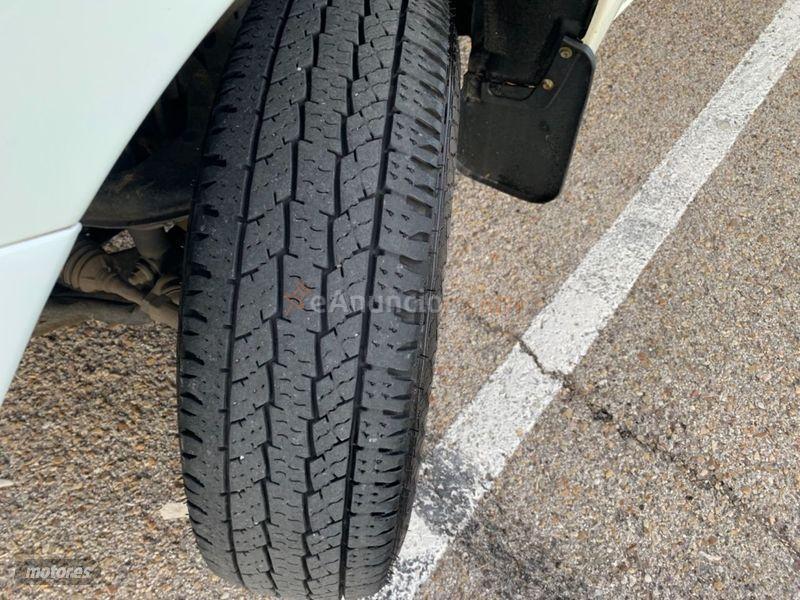 Mitsubishi L 200 DC 250 DID MPro de 2018 con 110.000 Km por 21.900 EUR. en Madrid