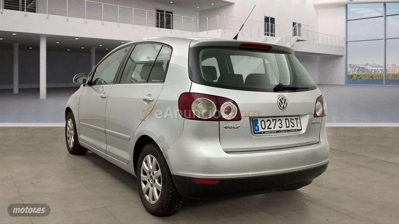 Volkswagen Golf Plus 2.0 TDI Highline de 2005 con 291.927 Km por 2.440 EUR. en Madrid