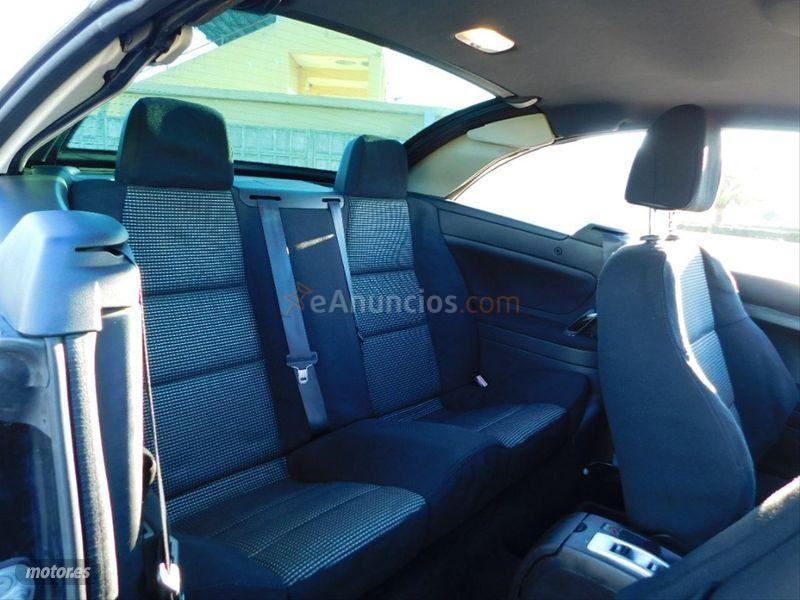 Peugeot 307 CC 1.6 16v de 2006 con 170.600 Km por 3.900 EUR. en Valencia