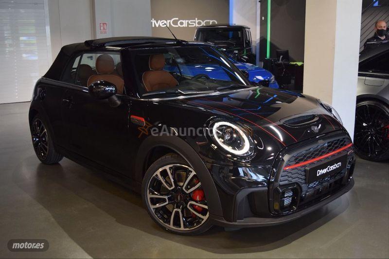 Mini Cooper John Cooper Works Cabrio de 2021 con 4.200 Km por 48.900 EUR. en Barcelona
