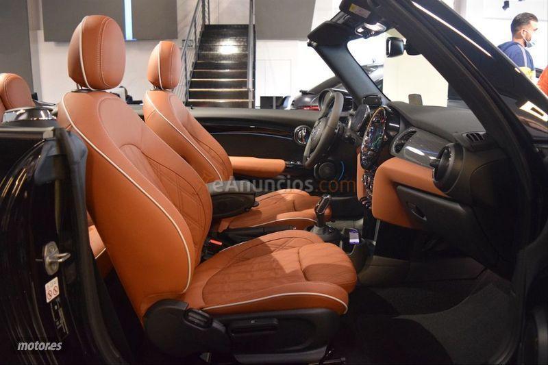 Mini Cooper John Cooper Works Cabrio de 2021 con 4.200 Km por 48.900 EUR. en Barcelona