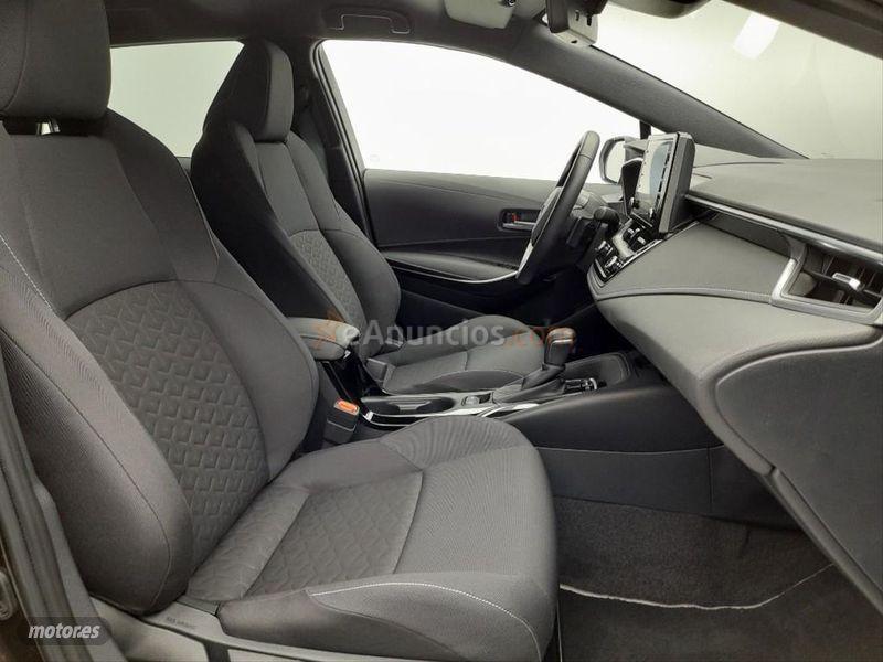 Toyota Corolla 2.0 180H FEEL ECVT TOURING SPORT de 2020 con 10.800 Km por 25.900 EUR. en Barcelona