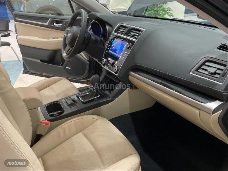 Subaru Outback 2.5i Executive Plus S CVT Lineartr. AWD de 2022 por 38.250 EUR. en Asturias