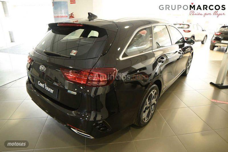 Kia Ceed SW Tourer 1.6 GDi PHEV 104kW 141CV eTech de 2022 con 1 Km por 31.000 EUR. en Alicante