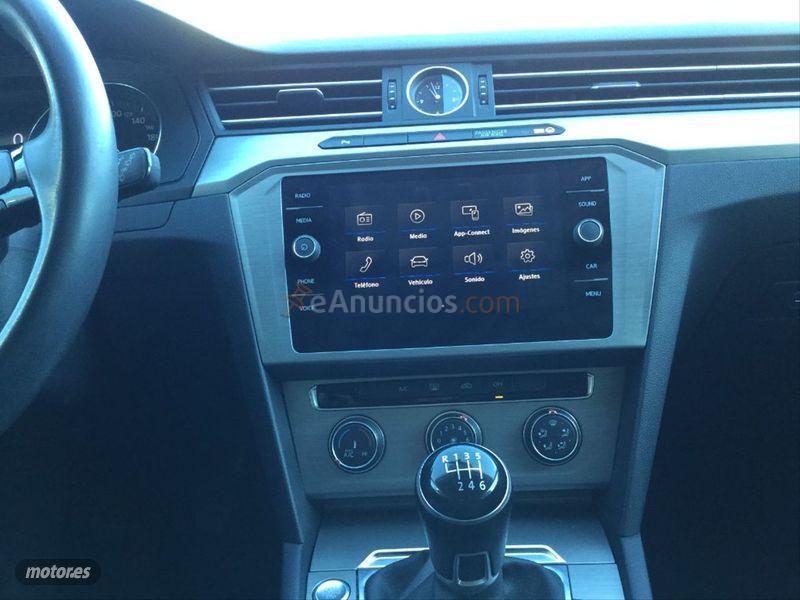 Volkswagen Passat Edition 1.6 TDI 88kW 120CV Variant de 2017 con 160.000 Km por 13.999 EUR. en Malaga