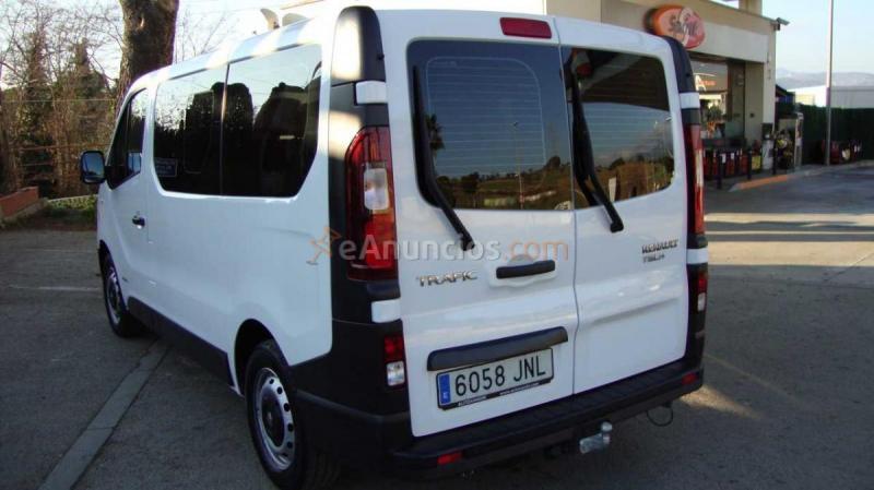 Renault Trafic 1.6 DCI 115 CV COMBI 6 
