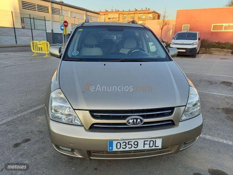 Kia Carnival 2.9 CRDi VGT EX I de 2006 con 175.000 Km por 3.500 EUR. en Barcelona