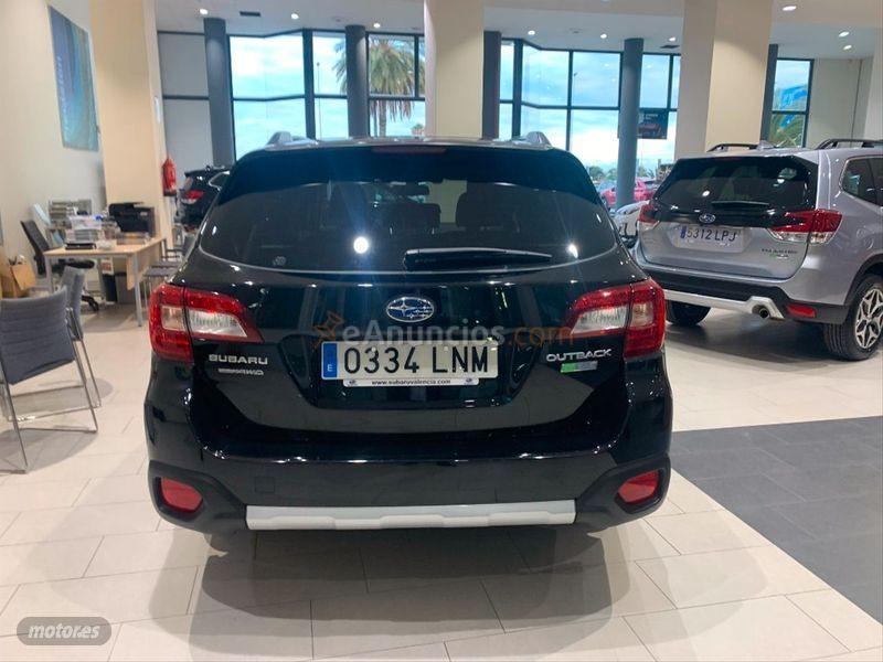 Subaru Outback 2.5i Executive CVT Lineartronic AWD de 2021 con 17.800 Km por 32.000 EUR. en Valencia