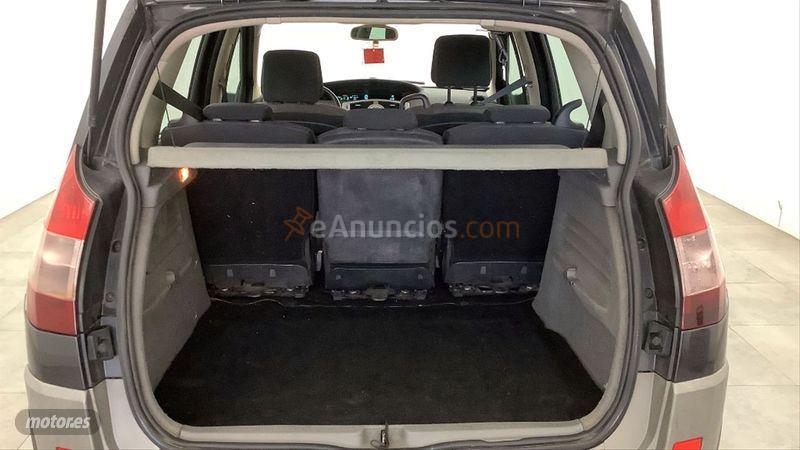 Renault Scenic LUXE DYNAMIQUE 1.9DCI de 2004 con 127.089 Km por 2.050 EUR. en Toledo