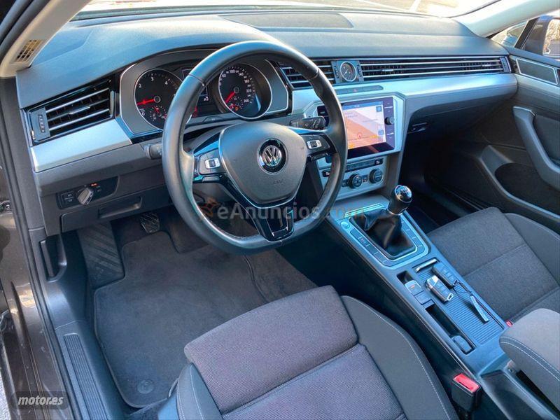 Volkswagen Passat Advance 2.0 TDI 110kW 150CV Variant de 2018 con 120.000 Km por 19.500 EUR. en Badajoz