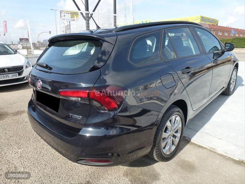 Fiat Tipo 1.4 Pop 88kW 120CV gasolinaGLP SW de 2018 con 3.000 Km por 14.500 EUR. en Madrid