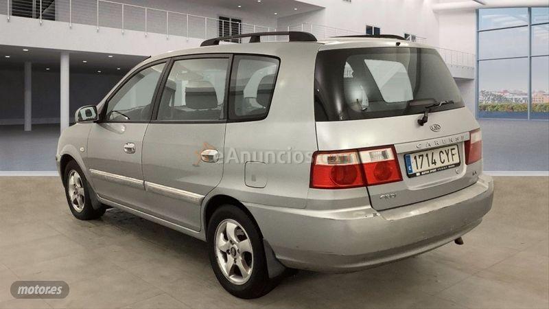 Kia Carens 2.0 CRDi LX de 2004 con 125.987 Km por 2.060 EUR. en Toledo